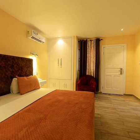 Roses Guest House Kumasi Exterior photo