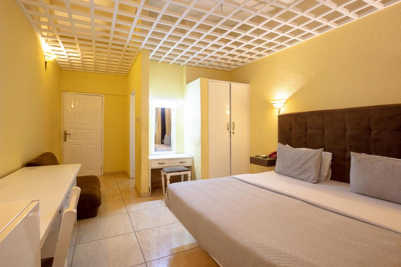 Roses Guest House Kumasi Exterior photo