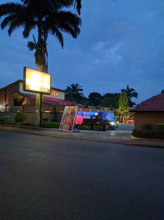 Roses Guest House Kumasi Exterior photo